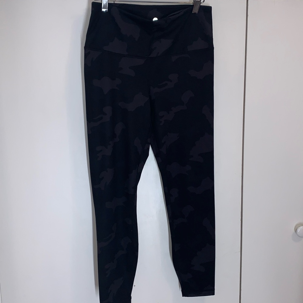 90° women’s jogger